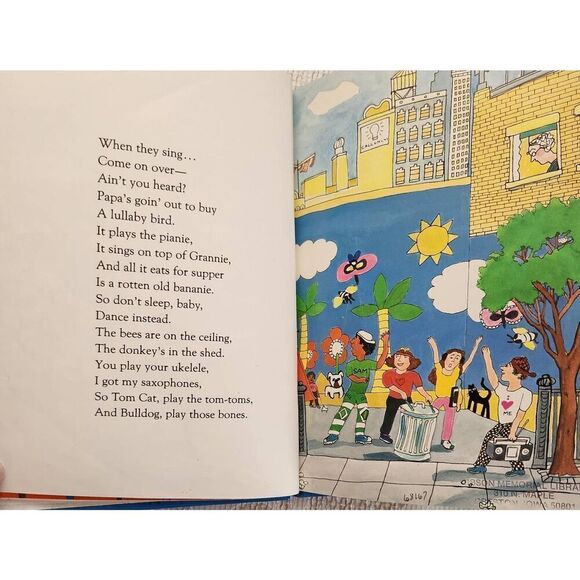 Three 1980's hard back children's books - Picture 6 of 14